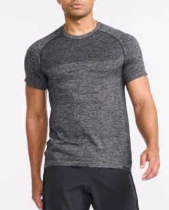 2XU Motion Tech Mens Tee -Best Swimwear Store mr6487a grm grm 02 1000x