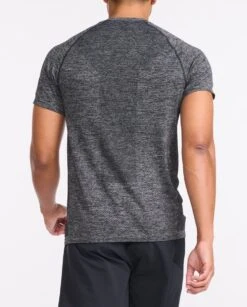 2XU Motion Tech Mens Tee -Best Swimwear Store mr6487a grm grm 07 1000x