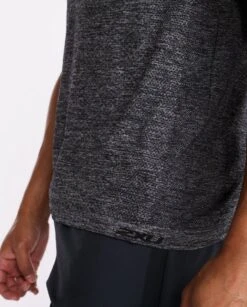 2XU Motion Tech Mens Tee -Best Swimwear Store mr6487a grm grm 17 1000x