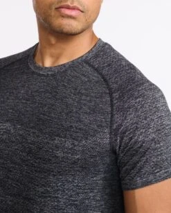 2XU Motion Tech Mens Tee -Best Swimwear Store mr6487a grm grm 18 1000x